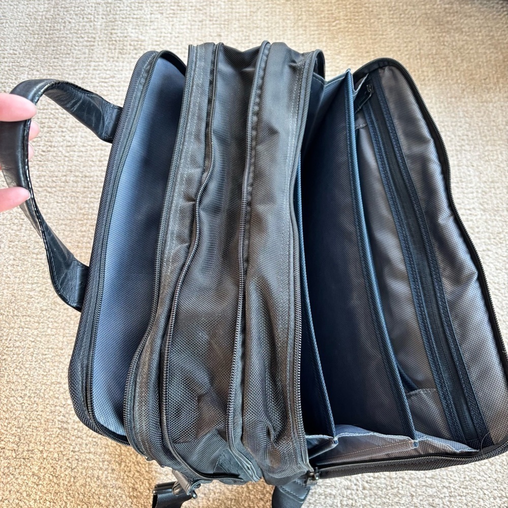 Tumi Black Alpha Expandable Briefcase - Picture 4 of 7